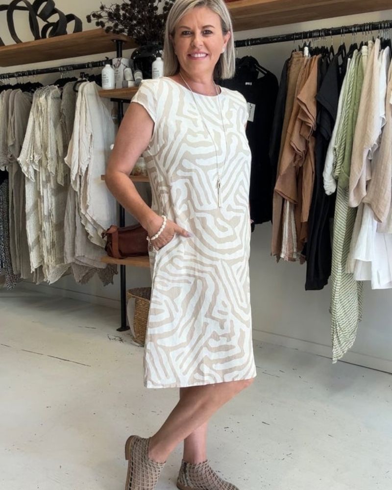 Nelia™ - Abito con scollo rotondo